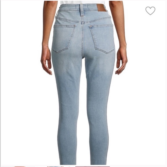 NWT Curvy Roadtripper Authentic Jeans in Cadwell Wash MD665 Size 25 - Picture 3 of 16